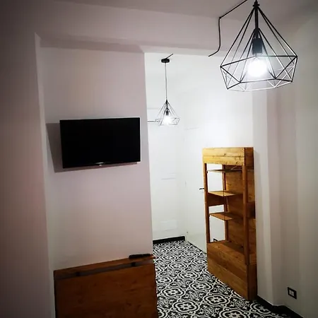 Destinations Bed & Breakfast 2*